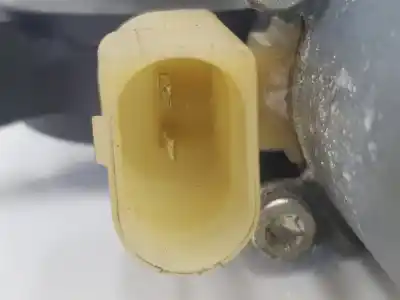 Автозапчастина б/у двиг скла задне ліво для land rover range rover (lm) 3.6 td v8 посилання на oem iam 0130821727  xh4227001aa