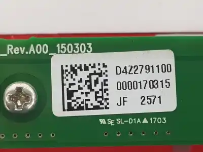 Автозапчасти б/у центральный задний фонарь за kia optima (jf) 1.7 crdi ссылки oem iam d4z2791100  92700d4050