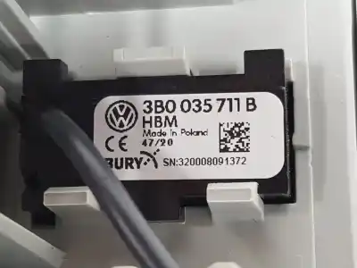 Автозапчасти б/у внутренний свет за skoda fabia combi black edition ссылки oem iam 3b0947105c  3b0947105c