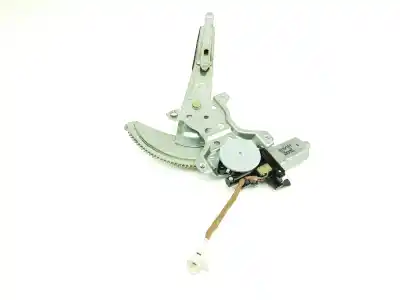 Second-hand car spare part passenger side right window regulator for suzuki jimny sn (fj) 1.3 16v cat 82 cv / 60 kw oem iam references 8343081a10  8340181a10