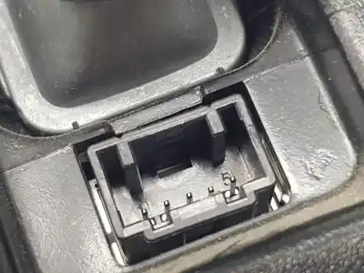 Pezzo di ricambio per auto di seconda mano specchio interno per mazda 3 lim. () 2.0 cat riferimenti oem iam kd4669220b  kd4669220b