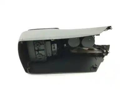 Pezzo di ricambio per auto di seconda mano bracciolo centrale per mazda 3 lim. () 2.0 cat riferimenti oem iam bjs764420a  bjs764420a02