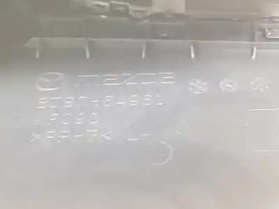 Pezzo di ricambio per auto di seconda mano bracciolo centrale per mazda 3 lim. () 2.0 cat riferimenti oem iam bjs764420a  bjs764420a02