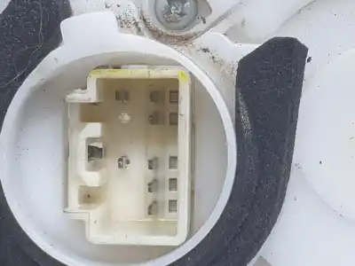 Second-hand car spare part left front door lock for mazda 3 lim. () 2.0 cat oem iam references ble959310  ble959310