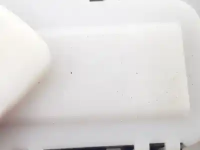 Second-hand car spare part trunk lock for mazda 3 lim. () 2.0 cat oem iam references bjt662310  bjt662310