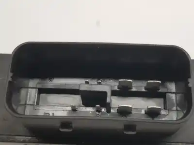 Second-hand car spare part electronic module for mazda 3 lim. () 2.0 cat oem iam references pe0318572  pe0318572