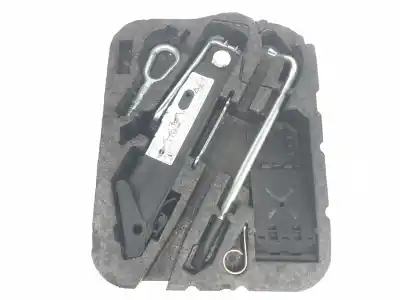 Pezzo di ricambio per auto di seconda mano cric di sollevamento per mini mini (r50,r53) one riferimenti oem iam 71121507292  1501930