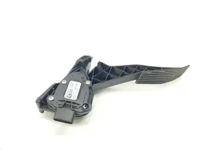 Second-hand car spare part accelerator pedal for opel astra j gtc 1.6 cdti (08) oem iam references 13373776  13373776