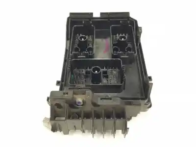 Second-hand car spare part fuse box unit for opel astra j gtc 1.6 cdti (08) oem iam references 39040853  39119225