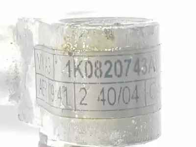 Peça sobressalente para automóvel em segunda mão tubos de ar condicionado por audi a3 sportback (8p) 3.2 ambition quattro referências oem iam 1k0820743a