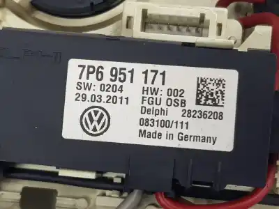 Автозапчастина б/у внутрішне світло для volkswagen touareg (7p5) 3.0 v6 tdi dpf посилання на oem iam 7p6947105g  7p6947105g
