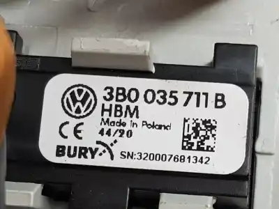 Автозапчасти б/у внутренний свет за skoda fabia ambition ссылки oem iam 3b0947105c  3b0947105c