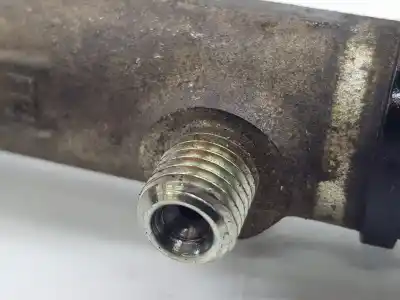 Piesă de schimb auto la mâna a doua rampa injector pentru clase c vito basic, combi 2.1 cdi referințe oem iam a6110700395  a6110700395