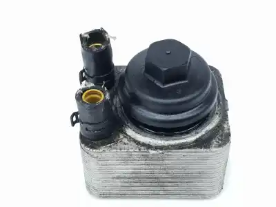 İkinci el araba yedek parçası Yag Radyatör için AUDI A4 BERLINA (8E) 2.0 TDI 16V (103kW) OEM IAM referansları 038117061B  038117021D