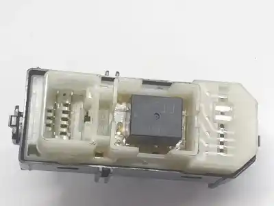 Pezzo di ricambio per auto di seconda mano comando alzacristalli posteriori destro per lexus is 200 (ds2/is2) 220d riferimenti oem iam 8403053020  8403053020