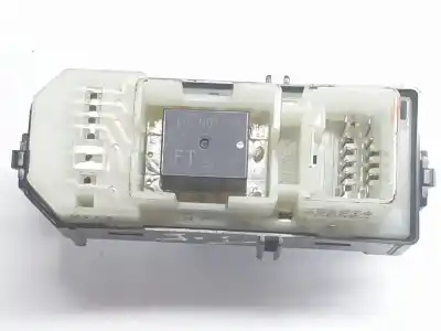 Peça sobressalente para automóvel em segunda mão botão / interruptor elevador vidro traseiro esquerdo por lexus is 200 (ds2/is2) 220d referências oem iam 8403053020  8403053020