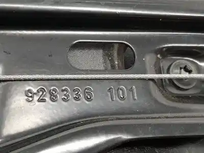 Pièce détachée automobile d'occasion Léve Glace Avant Gauche pour MERCEDESBENZ CLASE GLA BM 156 GLA 180 156.942 Références OEM IAM A1767206500  A1767206500
