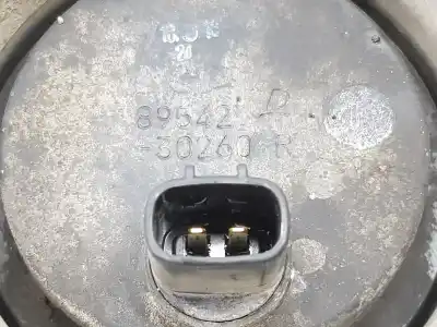 Pezzo di ricambio per auto di seconda mano attacco anteriore destro per lexus is 200 (ds2/is2) 220d riferimenti oem iam 4320153010  4320153010