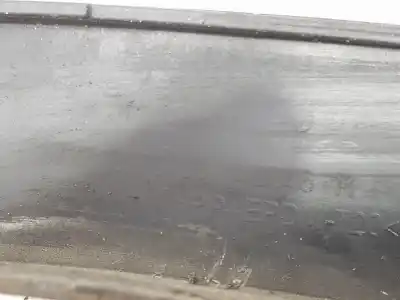 Peça sobressalente para automóvel em segunda mão aba do guarda-lamas dianteiro esquerdo por bmw x1 (e84) x1 xdrive 18d referências oem iam 51772990165  2990165