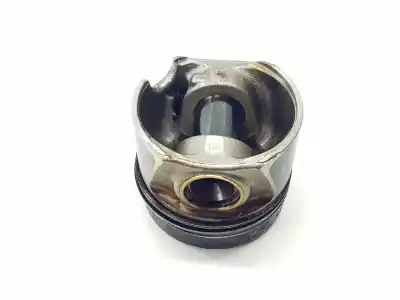 Second-hand car spare part piston for skoda superb 2.0 tdi oem iam references 04l107065am  04l107065am
