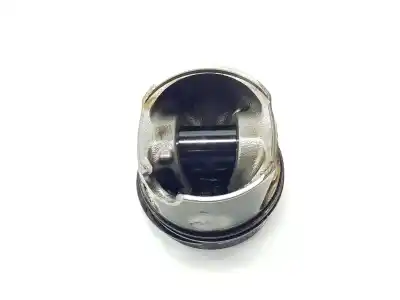 Second-hand car spare part piston for skoda superb 2.0 tdi oem iam references 04l107065am  04l107065am