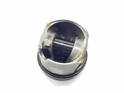 Second-hand car spare part piston for skoda superb 2.0 tdi oem iam references 04l107065am  04l107065am