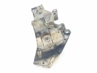 Second-hand car spare part alternator support for renault kangoo ii (f/kw0) furgón professional 75 cv / 55 kw oem iam references 8200669495  8200669495