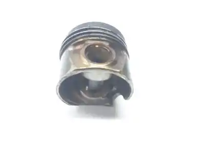 Second-hand car spare part piston for skoda superb 2.0 tdi oem iam references 04l107065am  04l107065am