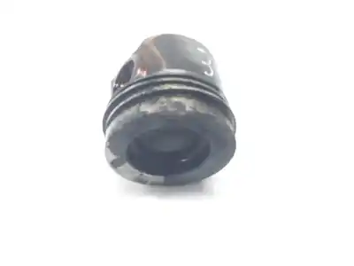 Second-hand car spare part piston for skoda superb 2.0 tdi oem iam references 04l107065am  04l107065am