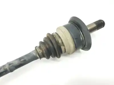 Peça sobressalente para automóvel em segunda mão transmissão traseira direita por bmw serie 1 berlina 5p (f20) 2.0 118d m sport [2.0 ltr. - 110 kw 16v turbodiesel] referências oem iam 7597682  33208680348