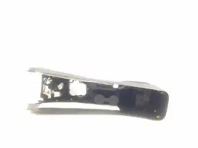 Pezzo di ricambio per auto di seconda mano bracciolo centrale per kia ceed drive 110 cv / 81 kw riferimenti oem iam 84636j7000  84610j7000wk