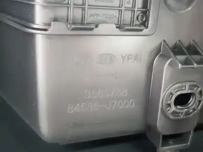 Pezzo di ricambio per auto di seconda mano bracciolo centrale per kia ceed drive 110 cv / 81 kw riferimenti oem iam 84636j7000  84610j7000wk