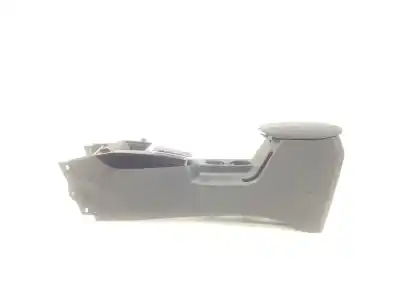 Pezzo di ricambio per auto di seconda mano bracciolo centrale per kia ceed drive 110 cv / 81 kw riferimenti oem iam 84636j7000  84610j7000wk