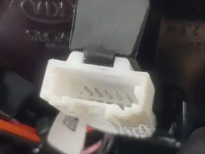 Pezzo di ricambio per auto di seconda mano luce di coda interna sinistra per kia ceed (cd) 1.4 t-gdi riferimenti oem iam 92403j7050  92403j7050