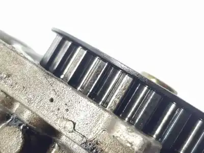 Pezzo di ricambio per auto di seconda mano bomba a olio per skoda superb (3v3) 2.0 tdi riferimenti oem iam 04l145208t  04l145208t