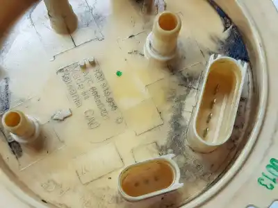 Автозапчасти б/у топливный насос за skoda superb 2.0 tdi ссылки oem iam 3q0919050d  3q0919050d