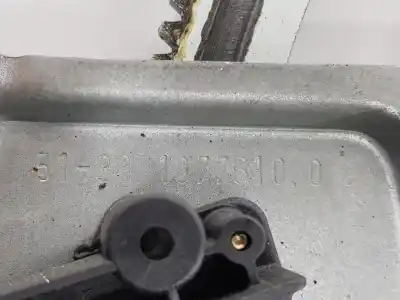 Peça sobressalente para automóvel em segunda mão elevador de vidros dianteiro direito por bmw serie 3 compacto (e36) 316i referências oem iam 51331977610  1977610