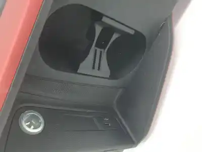 Автозапчасти б/у центральный подлокотник за audi q2 (gab) basic ссылки oem iam 81b863244g  81b863244g