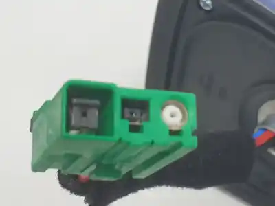 Second-hand car spare part antenna for kia ceed drive 110 cv / 81 kw oem iam references 96210j7700b3l  96210j7700b3l