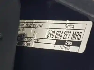 Автозапчастина б/у центральний подлокник для skoda superb (3v3) 2.0 tdi посилання на oem iam 3v1863242b  3v1863242b