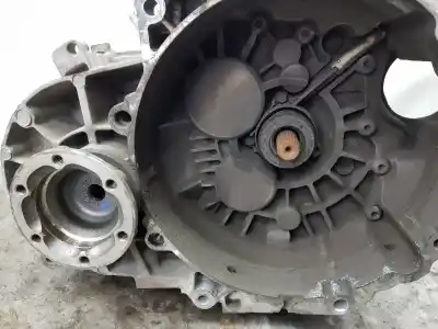 Автозапчастина б/у коробка передач для skoda superb (3v3) 2.0 tdi посилання на oem iam qfz  02q300050m