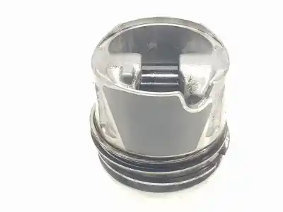 Pezzo di ricambio per auto di seconda mano Pistone per MERCEDES-BENZ CLASE A (BM 177) A 200 Edition 1 (177.087) 163 CV / 120 KW Riferimenti OEM IAM A6510301117  A6510301117