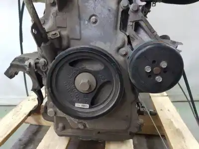 Second-hand car spare part complete engine for dacia duster ii essential oem iam references h4d470  8201733029