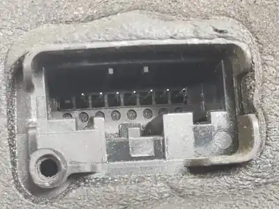 Автозапчасти б/у замок передней правой двери за skoda superb 2.0 tdi ссылки oem iam 5tb837016a  5tb837016a