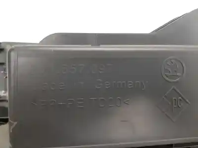 Автозапчастина б/у бардачок для skoda superb 2.0 tdi посилання на oem iam 3v1857097ak  3v1857097ak