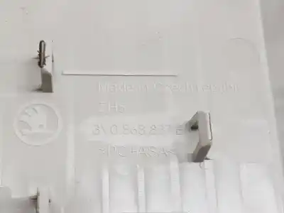 Автозапчастина б/у внутрішне світло для skoda superb 2.0 tdi посилання на oem iam 3v0868837b  5ta947105a