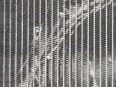 Peça sobressalente para automóvel em segunda mão radiador de água por ds 5 desire referências oem iam 9682477580  133391