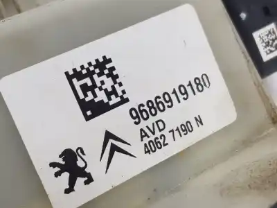 Peça sobressalente para automóvel em segunda mão fechadura da porta dianteira direita por ds 5 desire referências oem iam 9686919180  9686919180