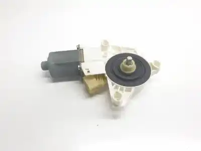 Pièce détachée automobile d'occasion Moteur Lève Vitre Avant Droit pour MERCEDES-BENZ CLASE ML BM 164 280 300 CDI 164.120 Références OEM IAM 0130822272  A2518200842