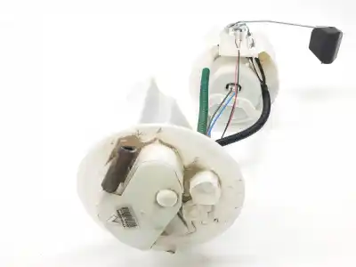 Pièce détachée automobile d'occasion pompe à carburant pour toyota yaris active hybrid références oem iam 777040d090  770200d161